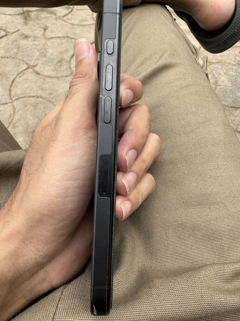 Iphone 15 pro jv 1
