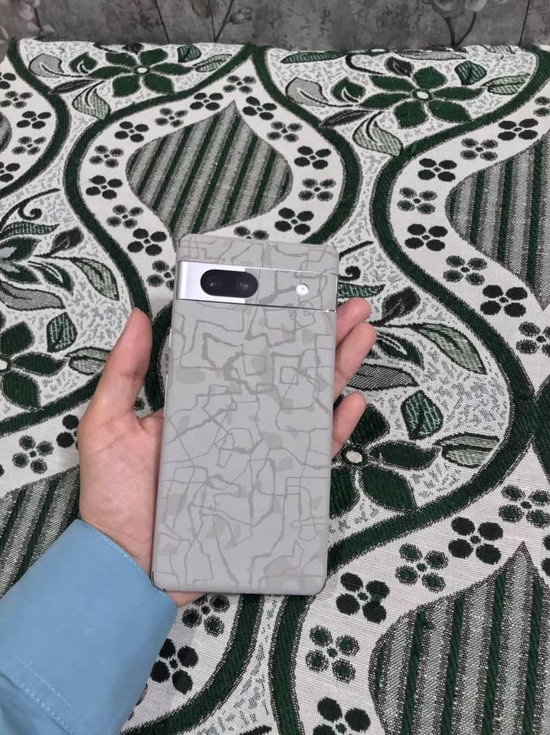 Google Pixel 7A 3