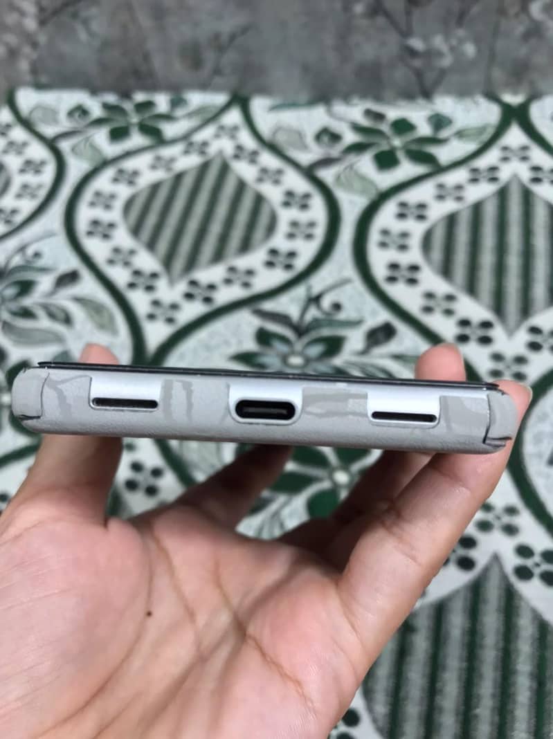 Google Pixel 7A 5