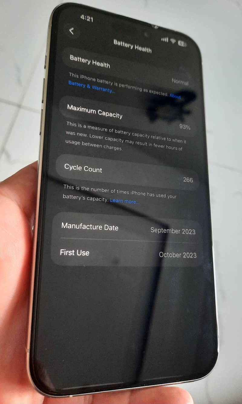 Apple iPhone 15 Pro Max 4