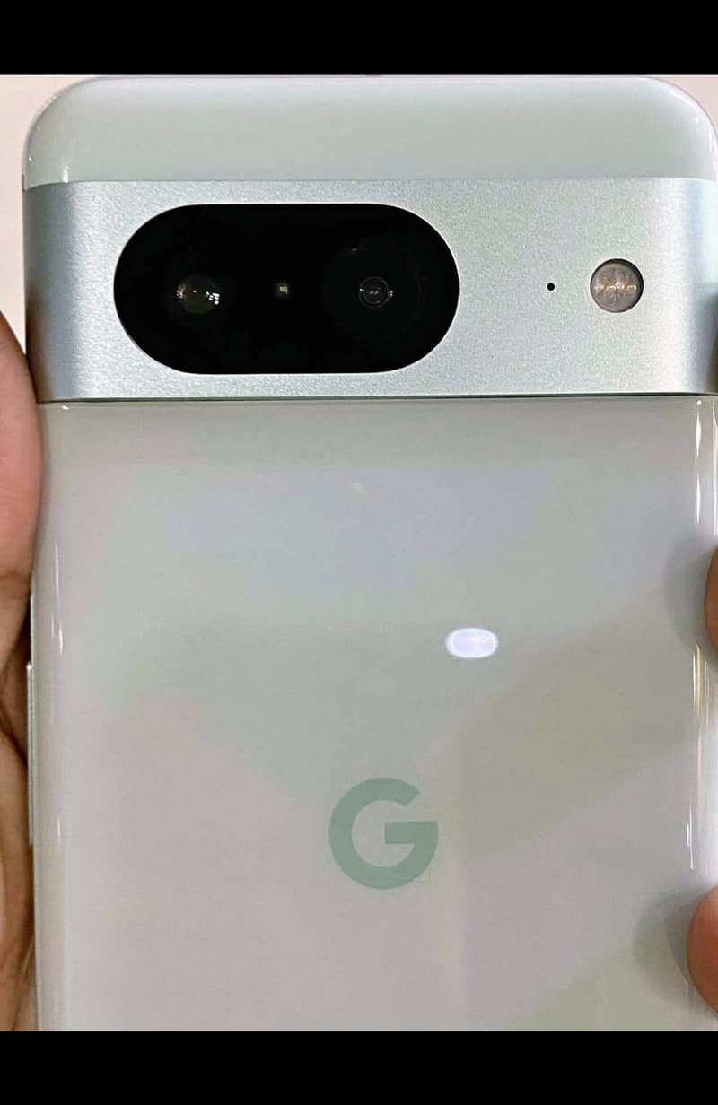 Google Pixel 8 1