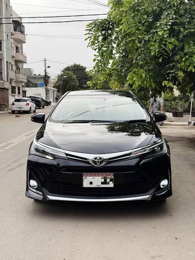Toyota Altis Grande 2025