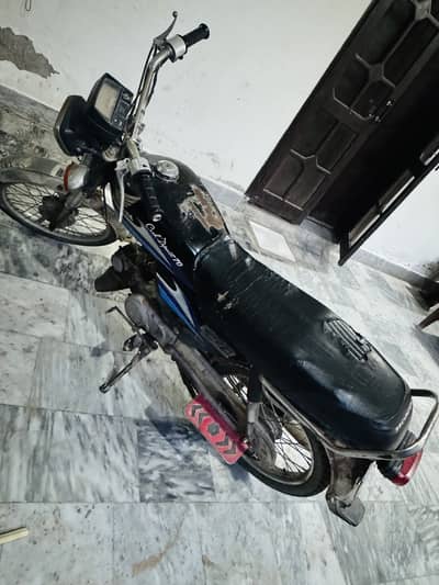 Honda cd 70 2010 model