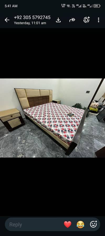 king bed with matress