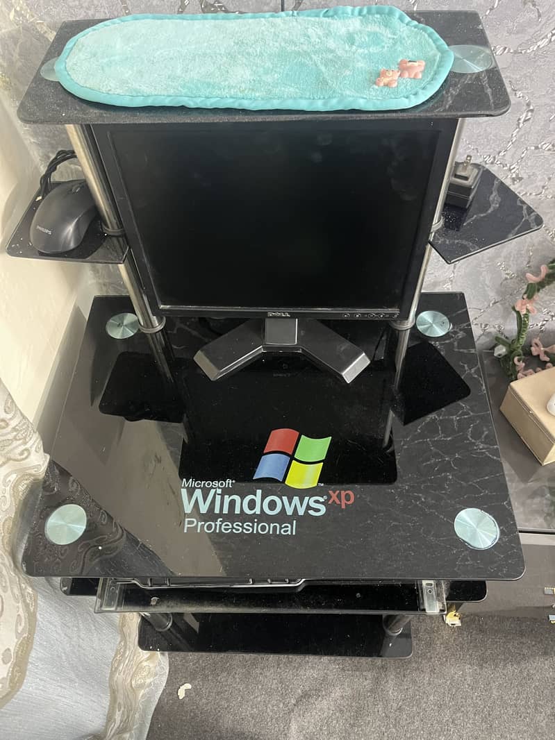 Computer Table | Trawlie | 1