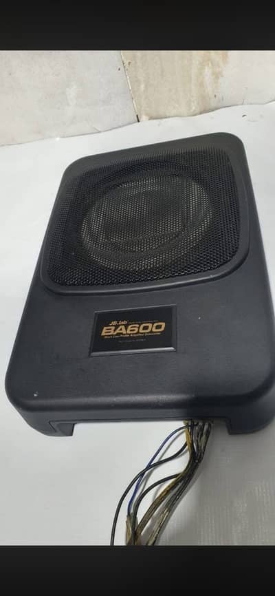 Alto mira JB. lab BA600 8-Inch Underseat Active Subwoofer –