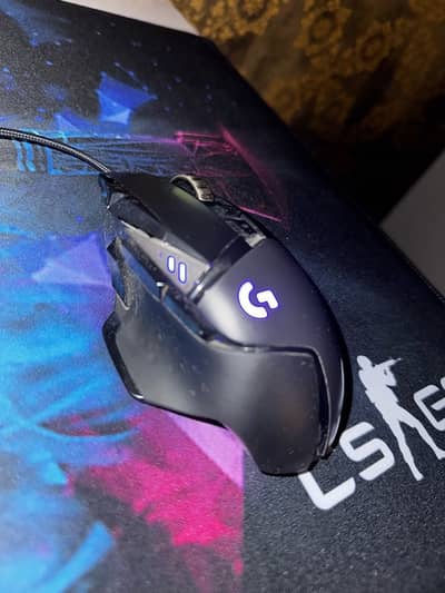 Logitech (G502 Hero)