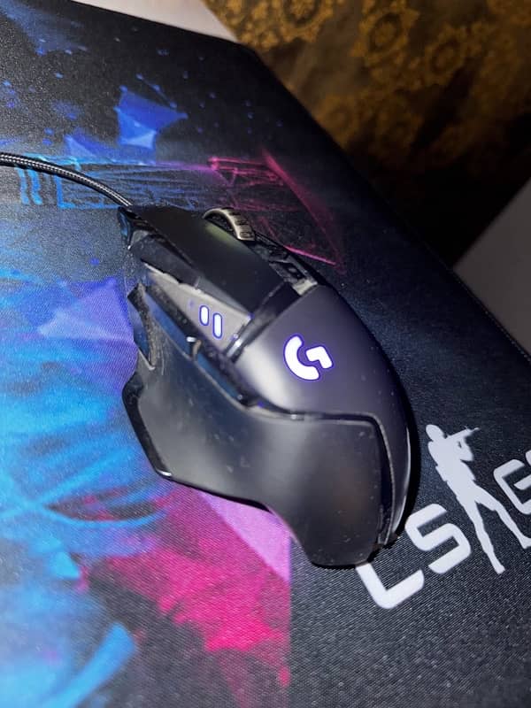 Logitech (G502 Hero) 0