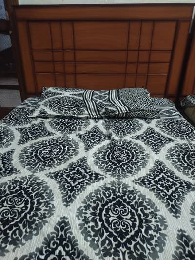 singal bed forsale with metress