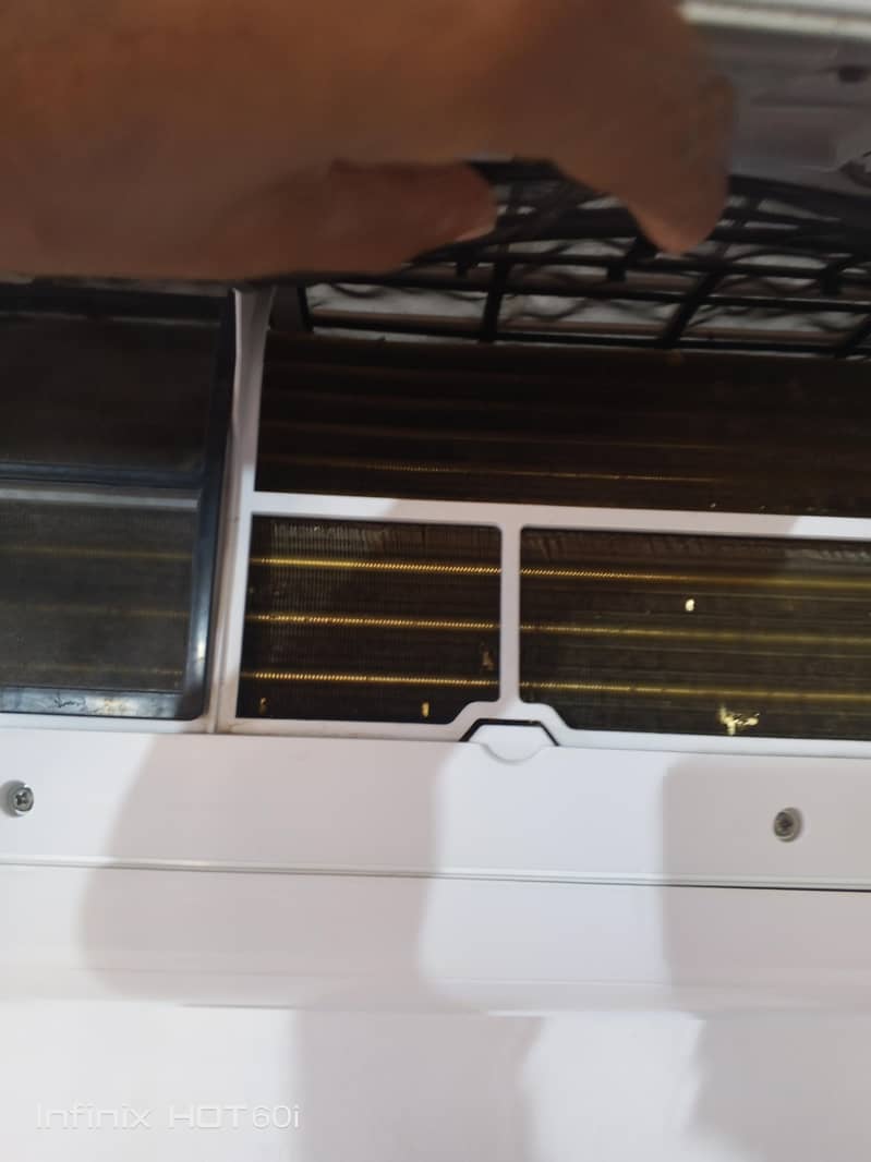 ہائر ڈی سی انورٹر اے سی 1.5 ٹن فریش پیس لش کنڈیشن 3