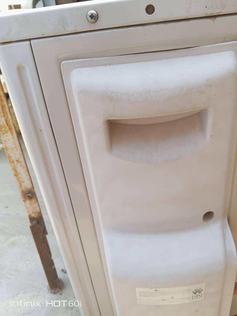 ہائر ڈی سی انورٹر اے سی 1.5 ٹن فریش پیس لش کنڈیشن 7