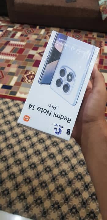 Xiaomi Redmi Note 14 Pro 0