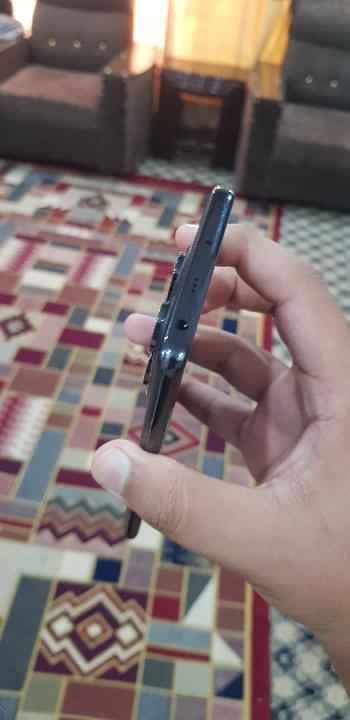 Xiaomi Redmi Note 14 Pro 1