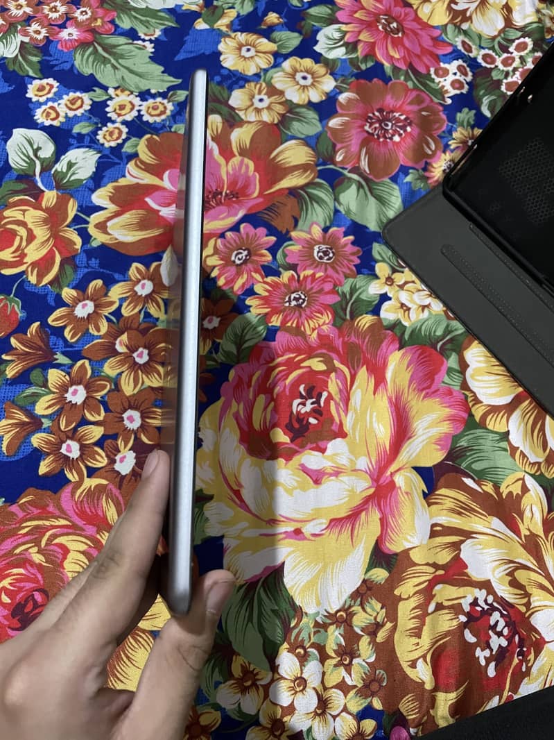 Ipad 6 generation 2