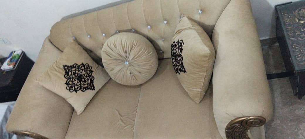2 seater sofa 1