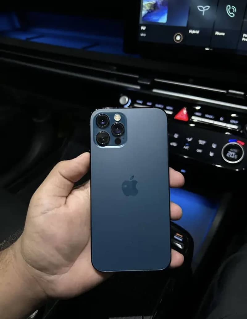 Apple iPhone 12 Pro 4