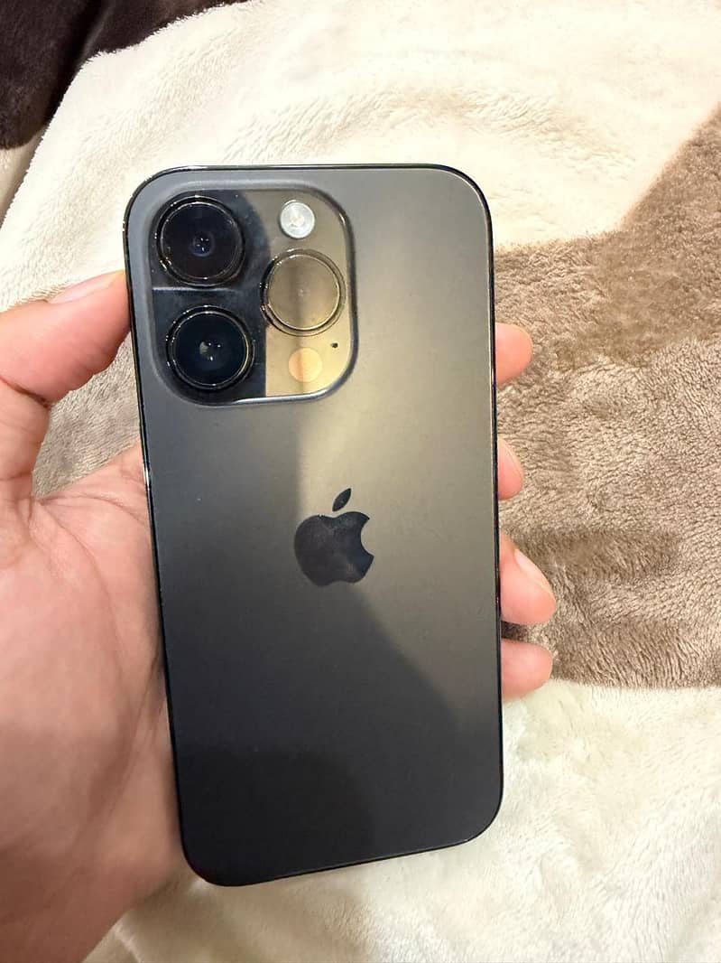 Apple iPhone 14 Pro 4