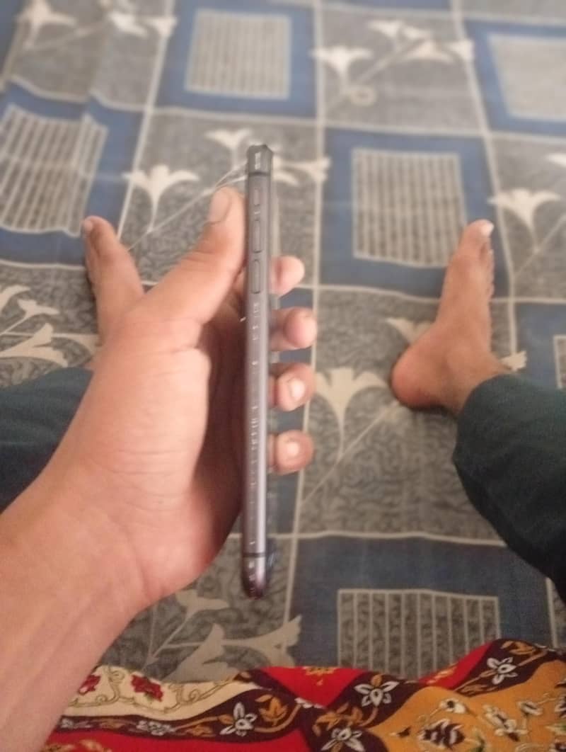 Apple iPhone 11 2