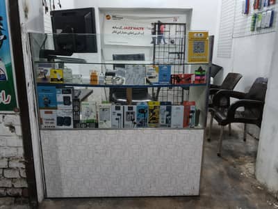 Mobile Accessories and counter