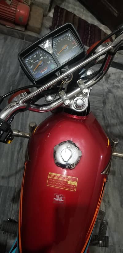 Honda CG 125 2025