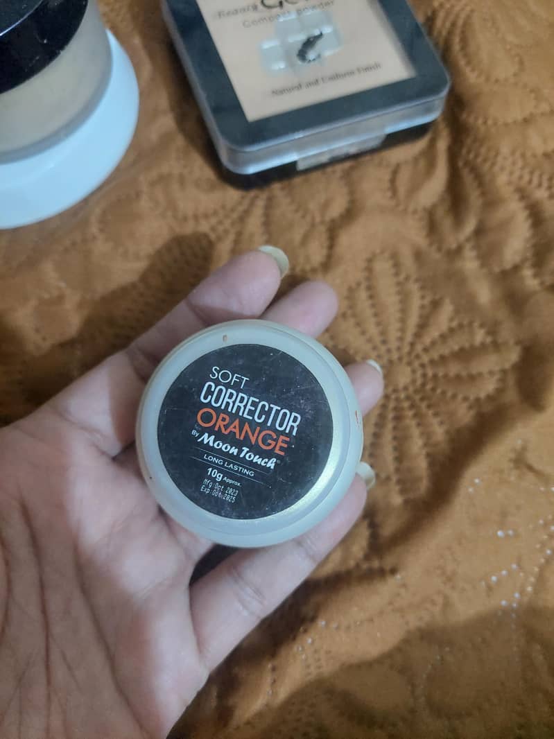 makeup deal slightly used 10