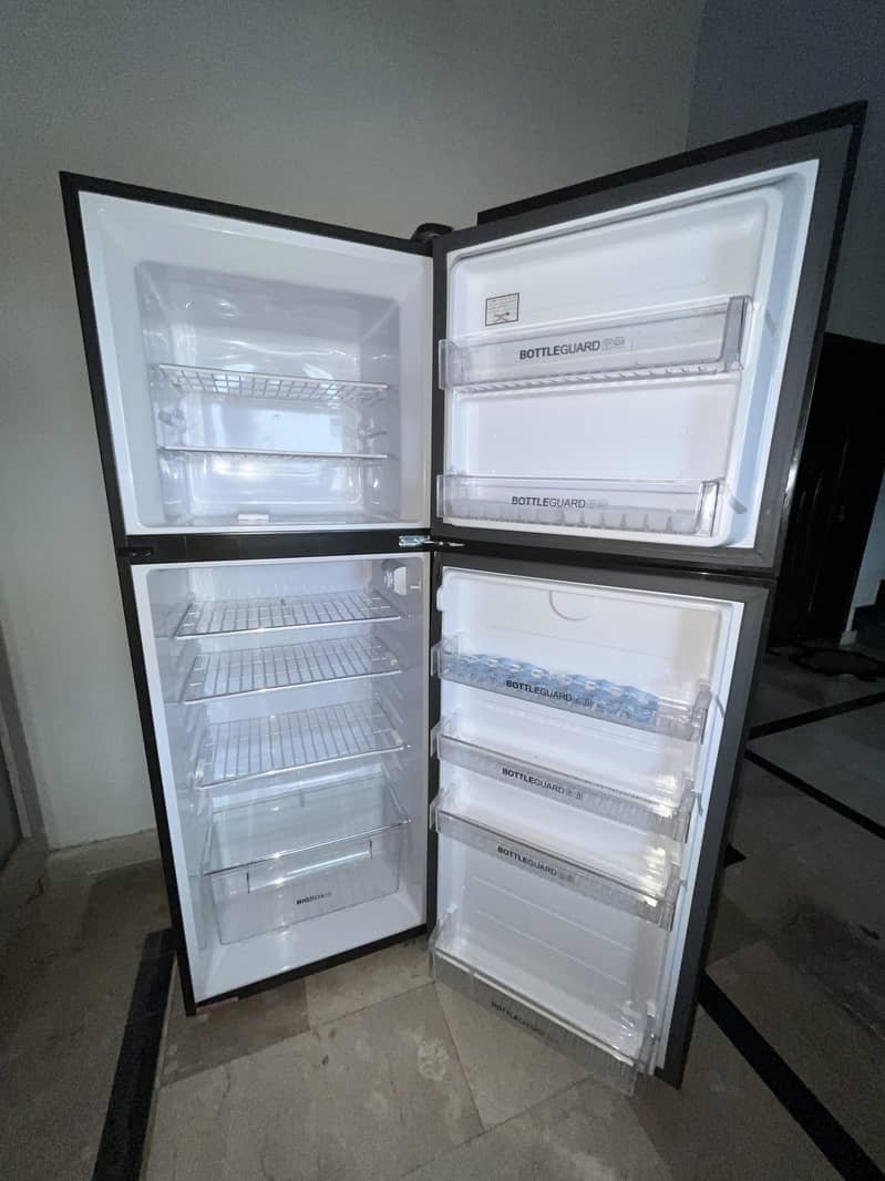 Dawlance refrigerator 11