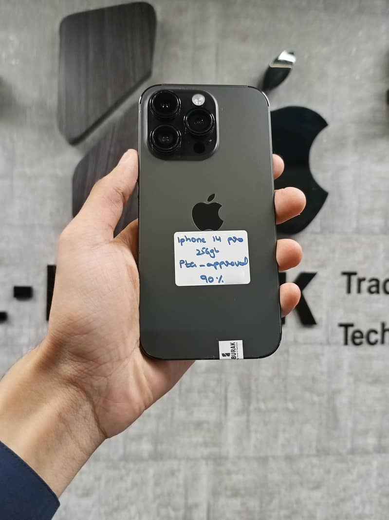 Apple iPhone 14 Pro 0