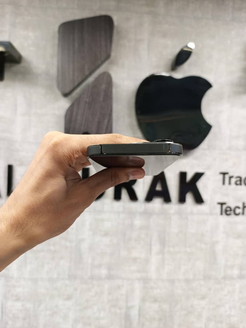 Apple iPhone 14 Pro 5