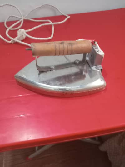 Electric commercial iron