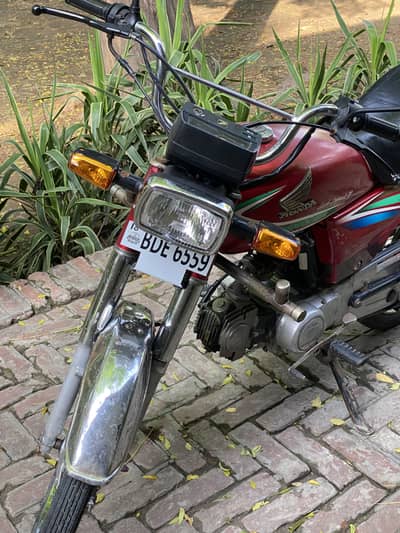 |Honda CD70| |Red Color|