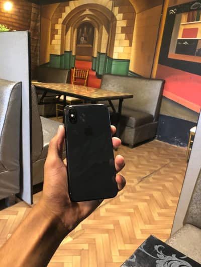 iPhone XS