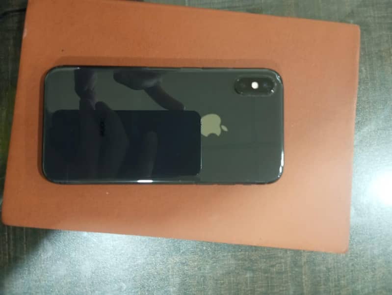 Apple iPhone X 0
