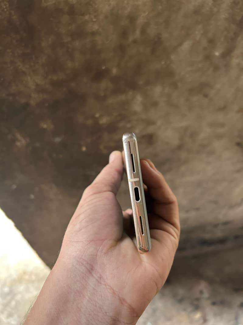 Google Pixel 7 Pro 4