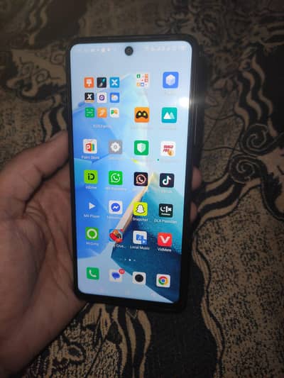 Infinix Hot 30