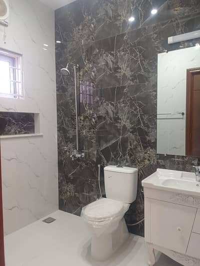 G 13 House 35x70 For Sale Almost Brand New Rented In 240000 House Well Maintained Lawn Double Double Units Huge Car Parking