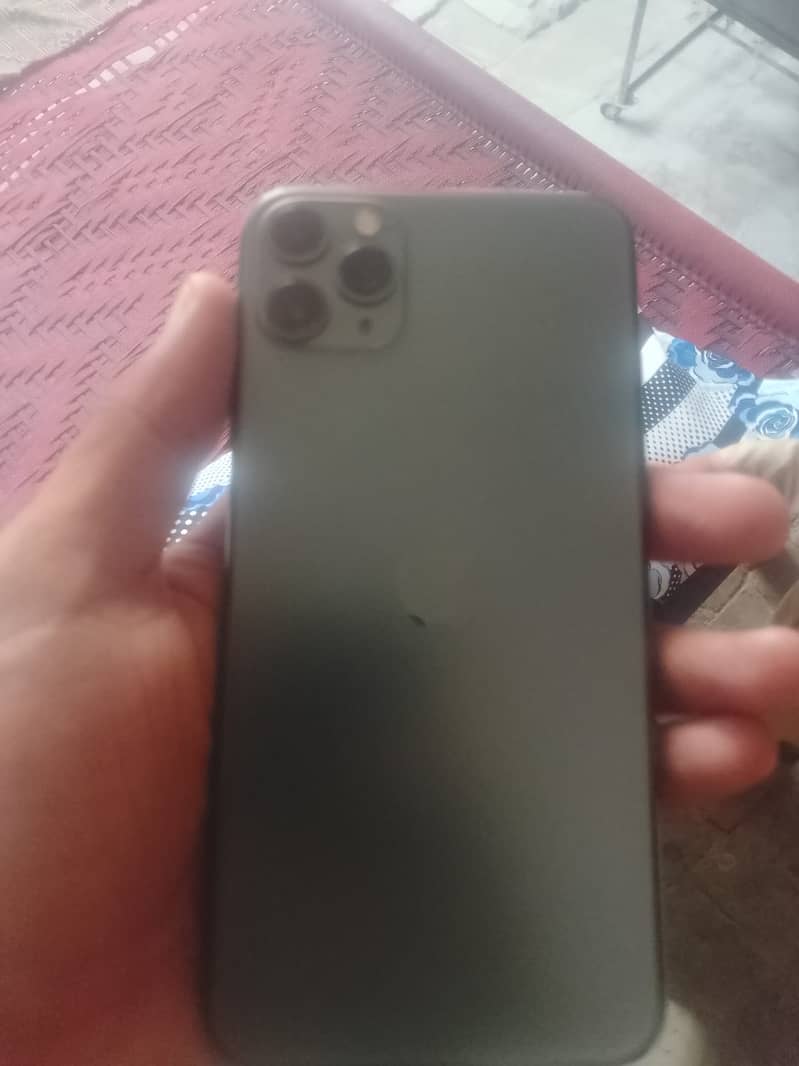 Apple iPhone 11 Pro Max 0