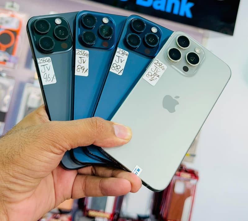 Apple iPhone 15 Pro Max 0