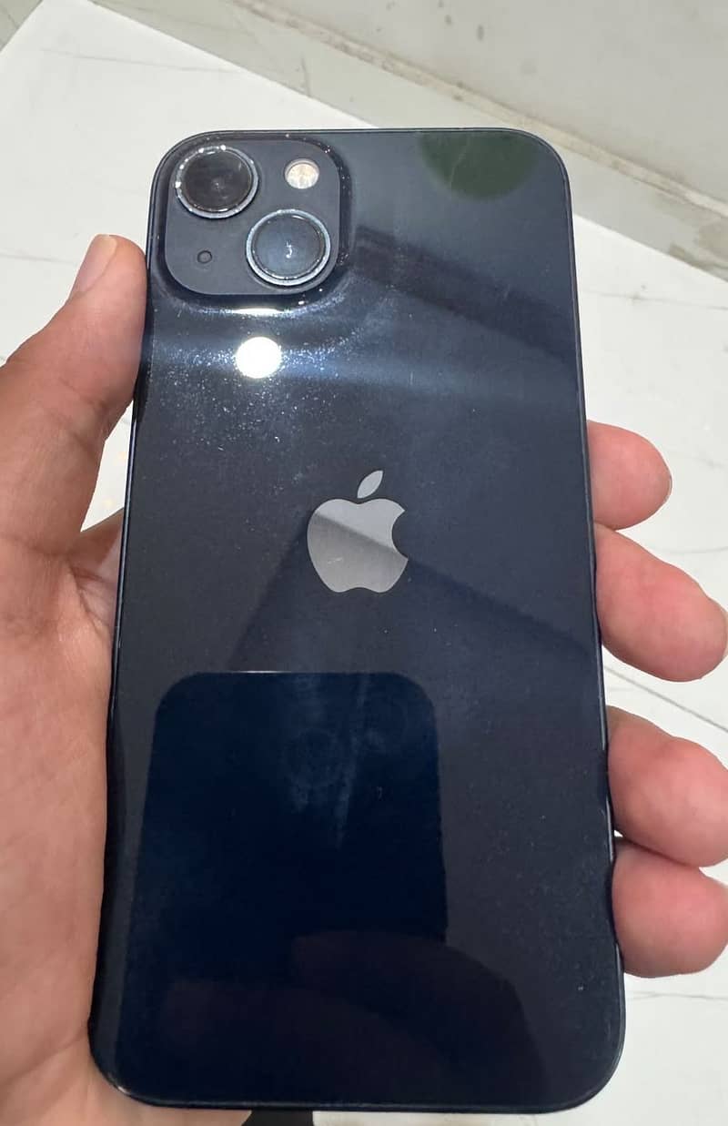 Apple iPhone 13 0