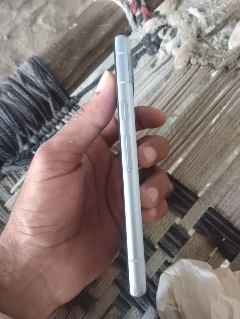 Google Pixel 7a 1