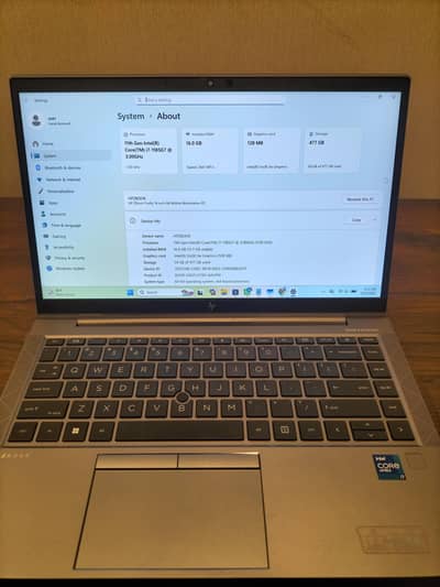 HP ZBook Firefly 14 G8 Mobile Workstation