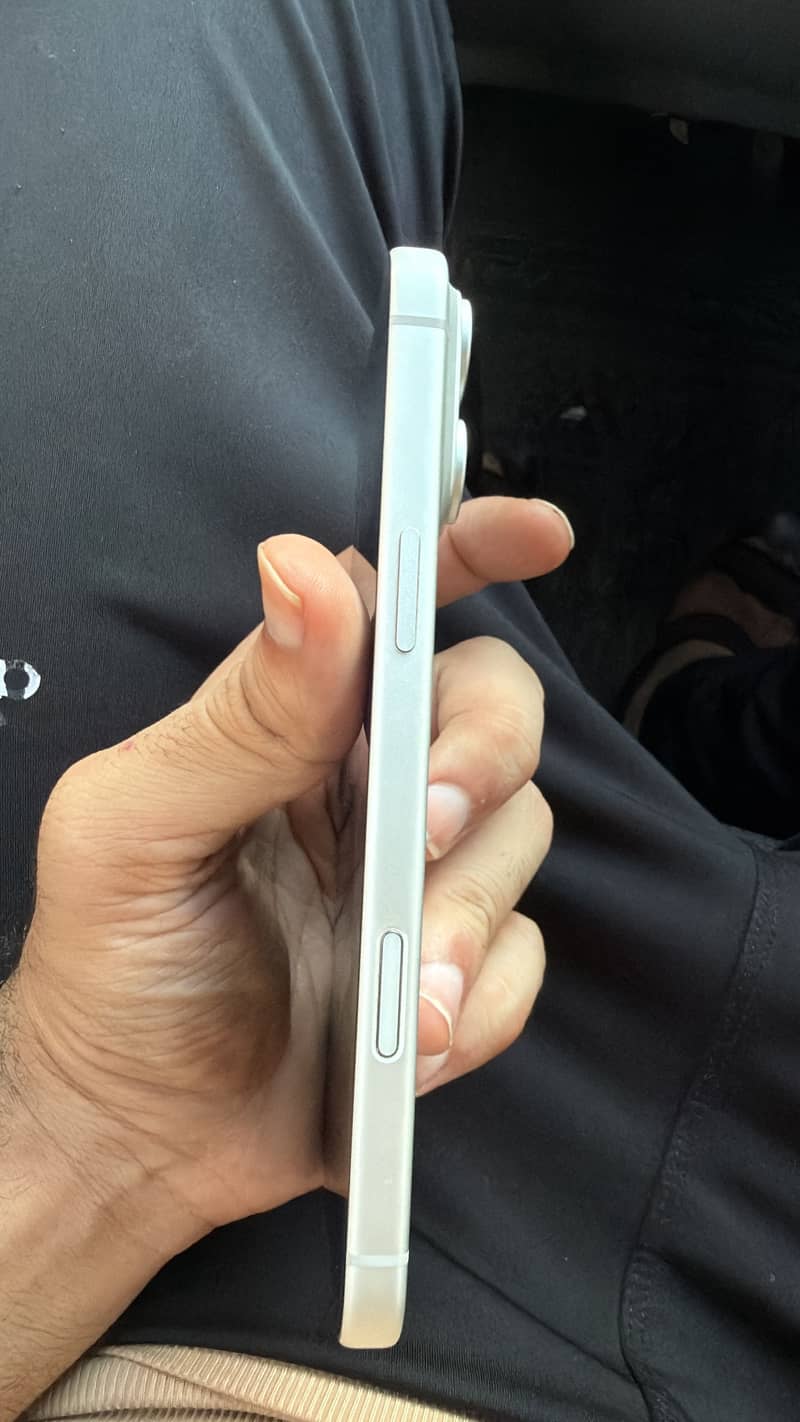 Apple iPhone 17 Pro Max 2