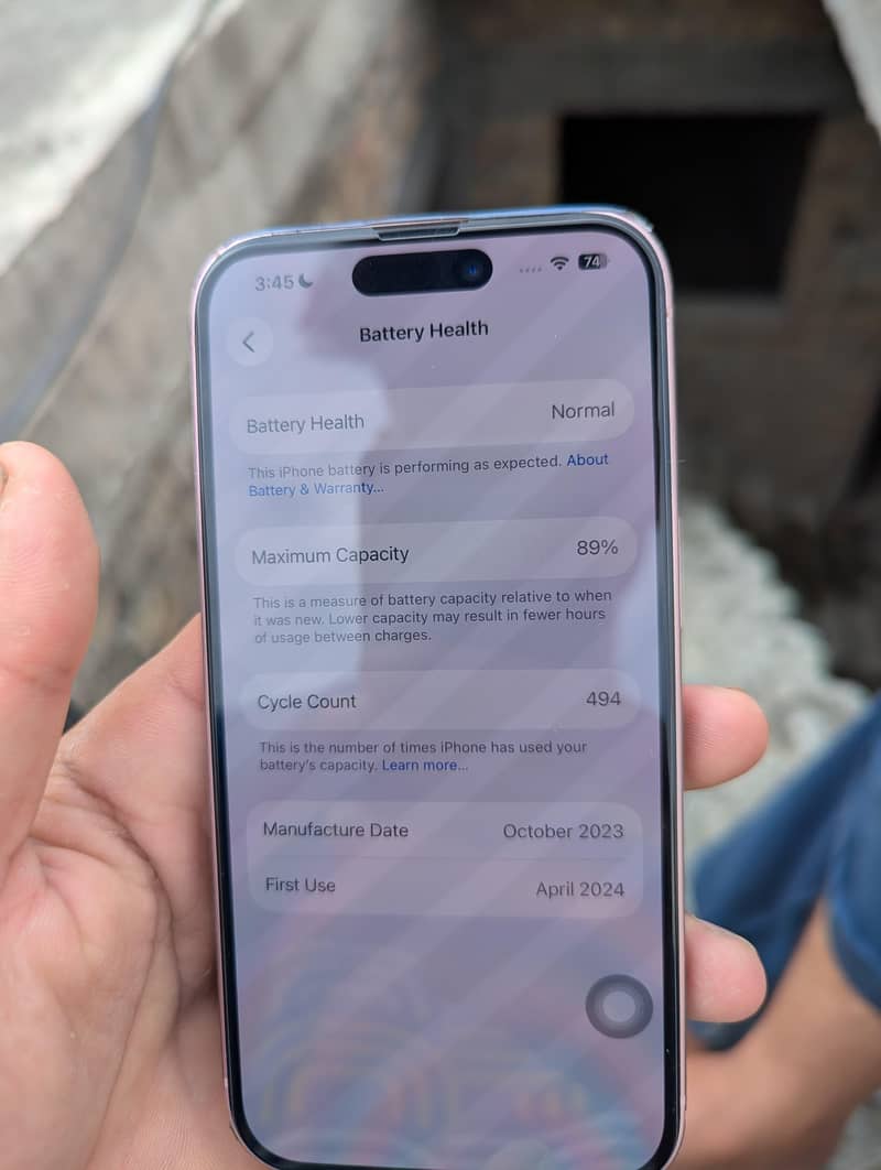 Apple iPhone 15 9