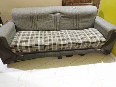 3-Seater Sofa For Sale | Excellent Condition | Best Price