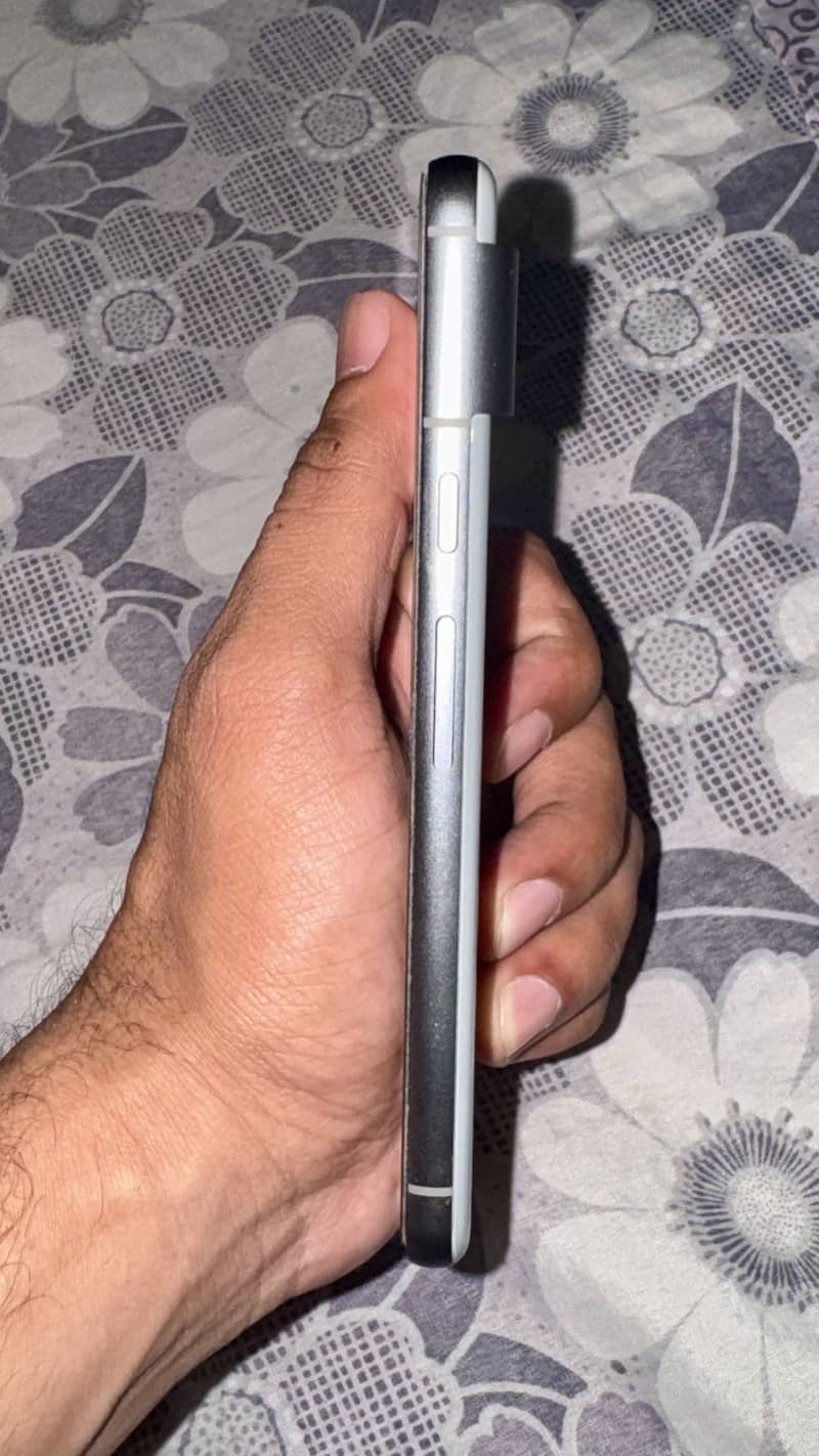 Google Pixel 8 0
