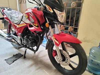 Honda CB 150F 2026