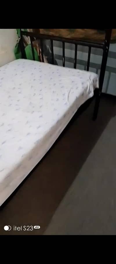 iron single 2 bed