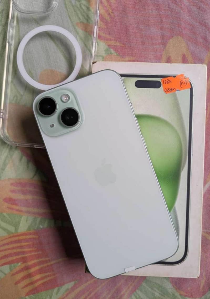 Apple iPhone 15 3