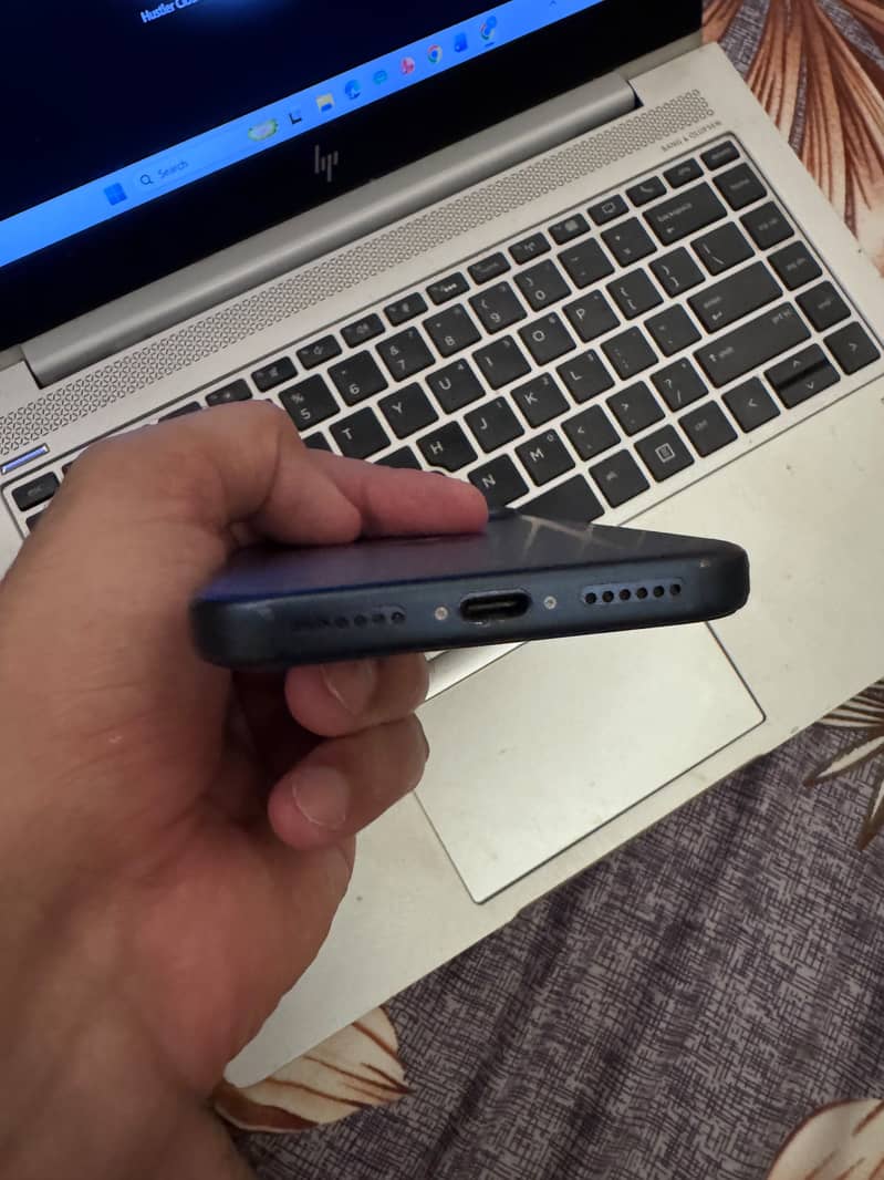 Apple iPhone 17 Pro Max 1