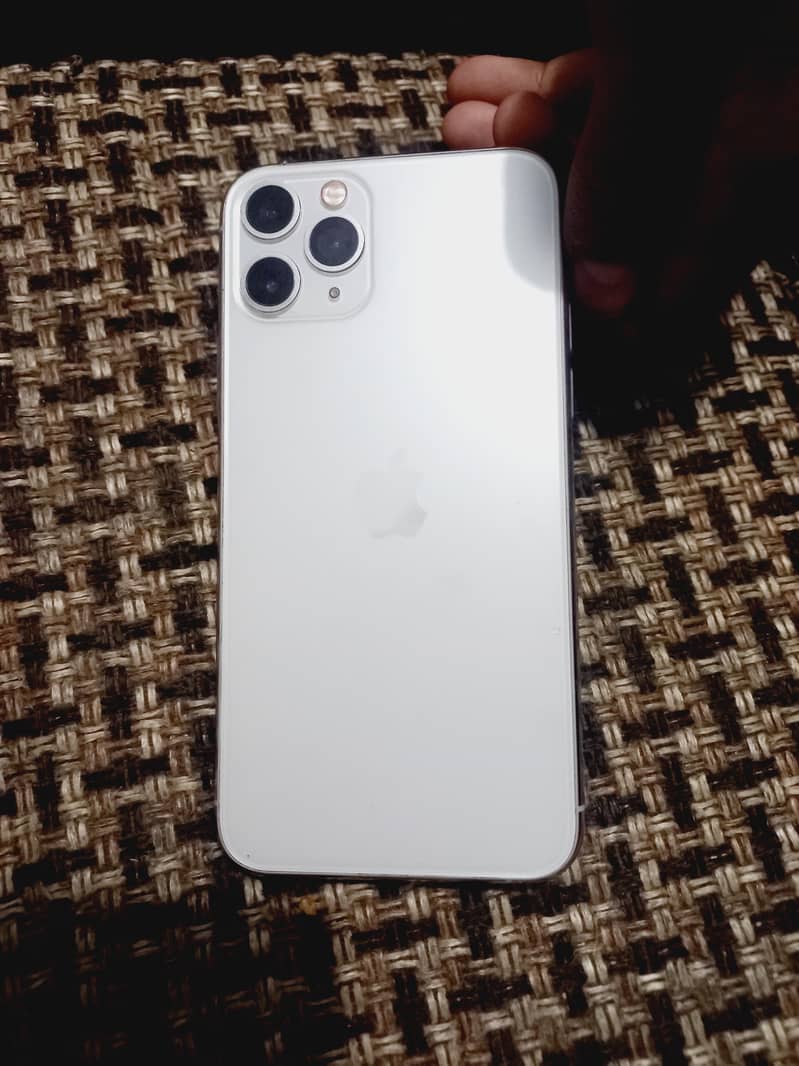 IPhone 11 Pro 1