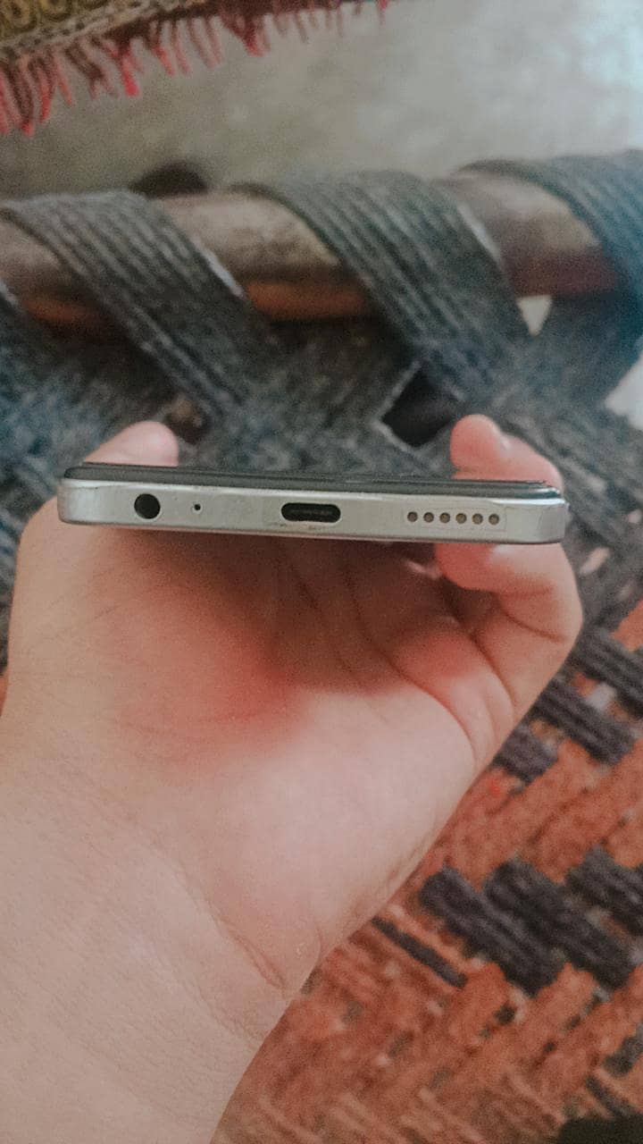 Itel S24 2